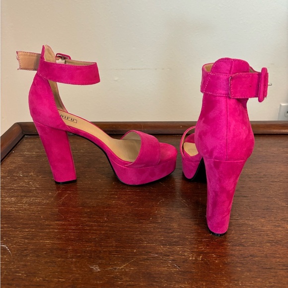 Sabrina Hot Pink Platform Heels - Picture 4 of 6
